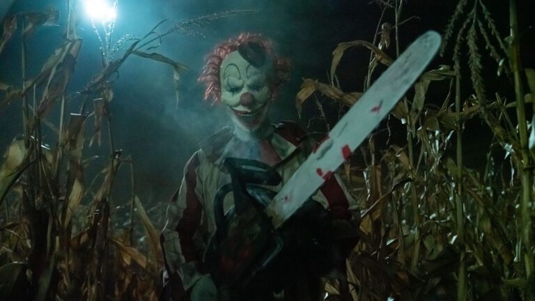 ‘Clown in a Cornfield’ Review – A Slasher That’s More Corny Than Clever